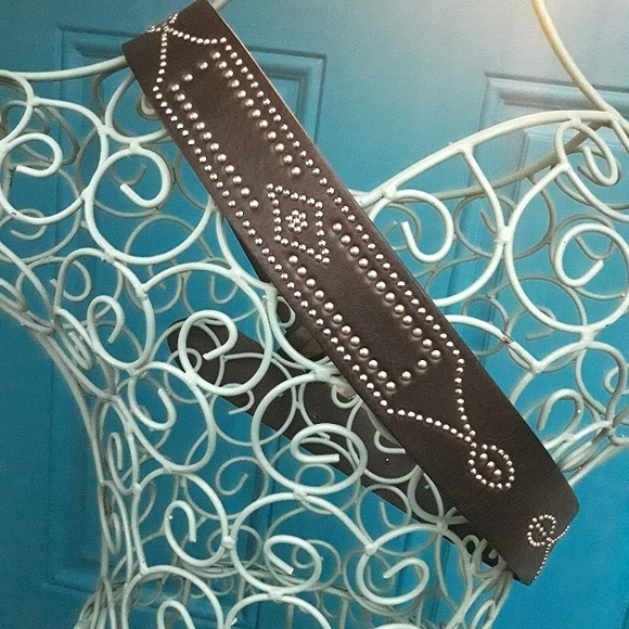 Genuine Leather Belt Buckle Metal Studded Rivets Micro Crystals Black - Picture 3 of 16